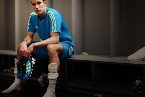 开云官方网页登录-史上最快达到2万分的NBA球员，库里的神突破！，nba二万分球员排名