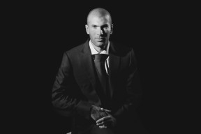 kaiyun中国官方网站-史上最“经典”的季后赛圈粉无数的对决有哪些？，季后赛经典比赛