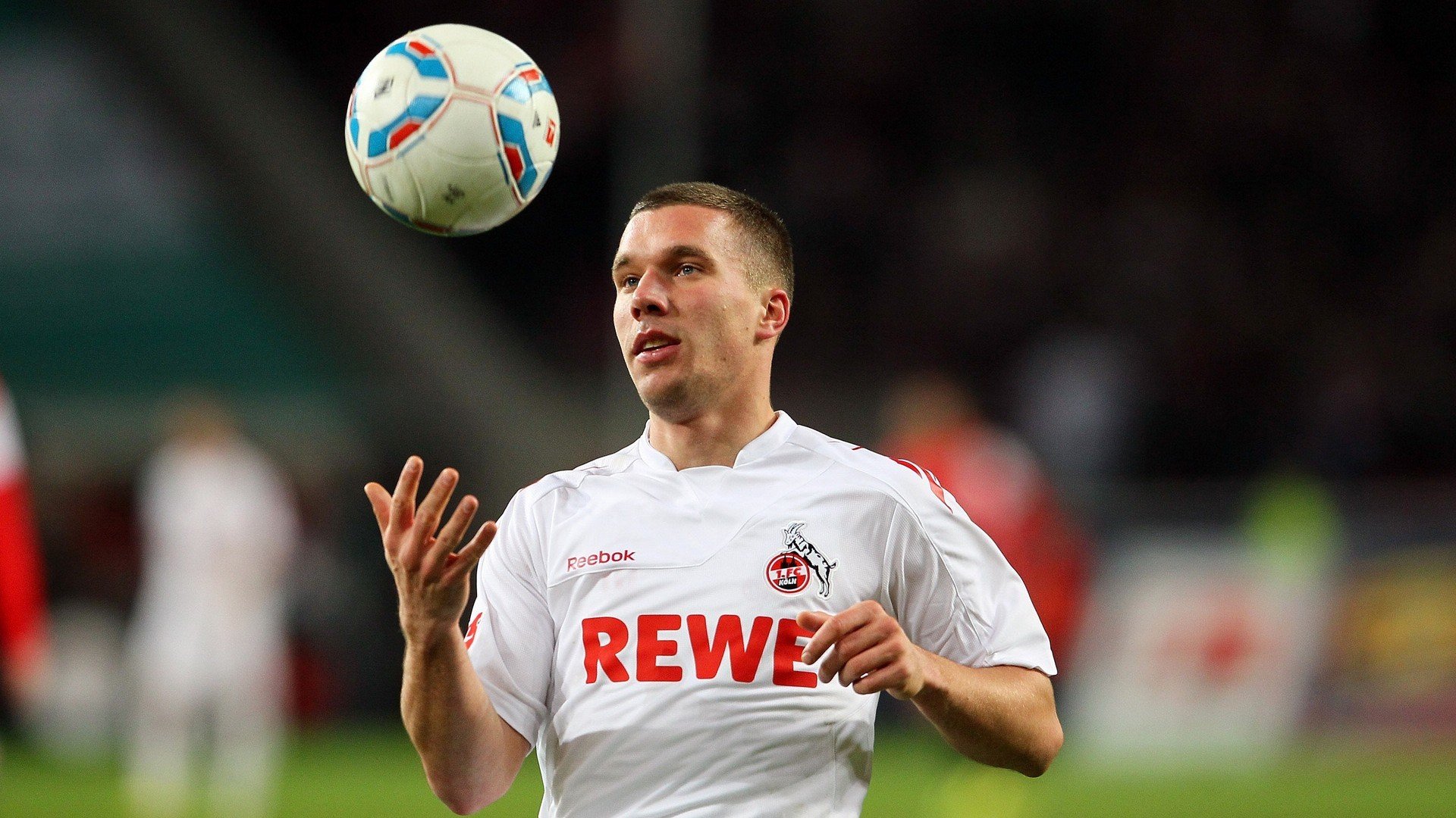 中国足球行业标准化体系不断完善,行业门槛持续提升,足球执行标准